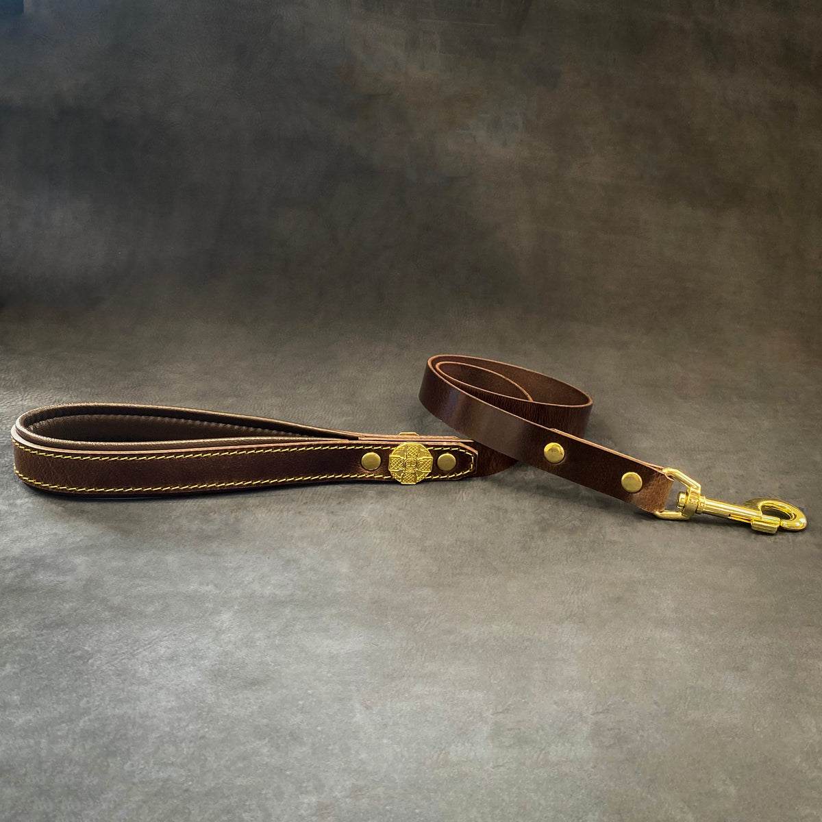 Maximus Gold Leash