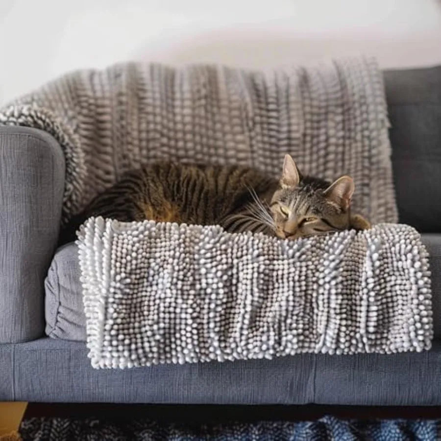 Chenille Dog Blanket | Water-Absorbing, Anti-Slip & Washable | Bed & Couch Cover