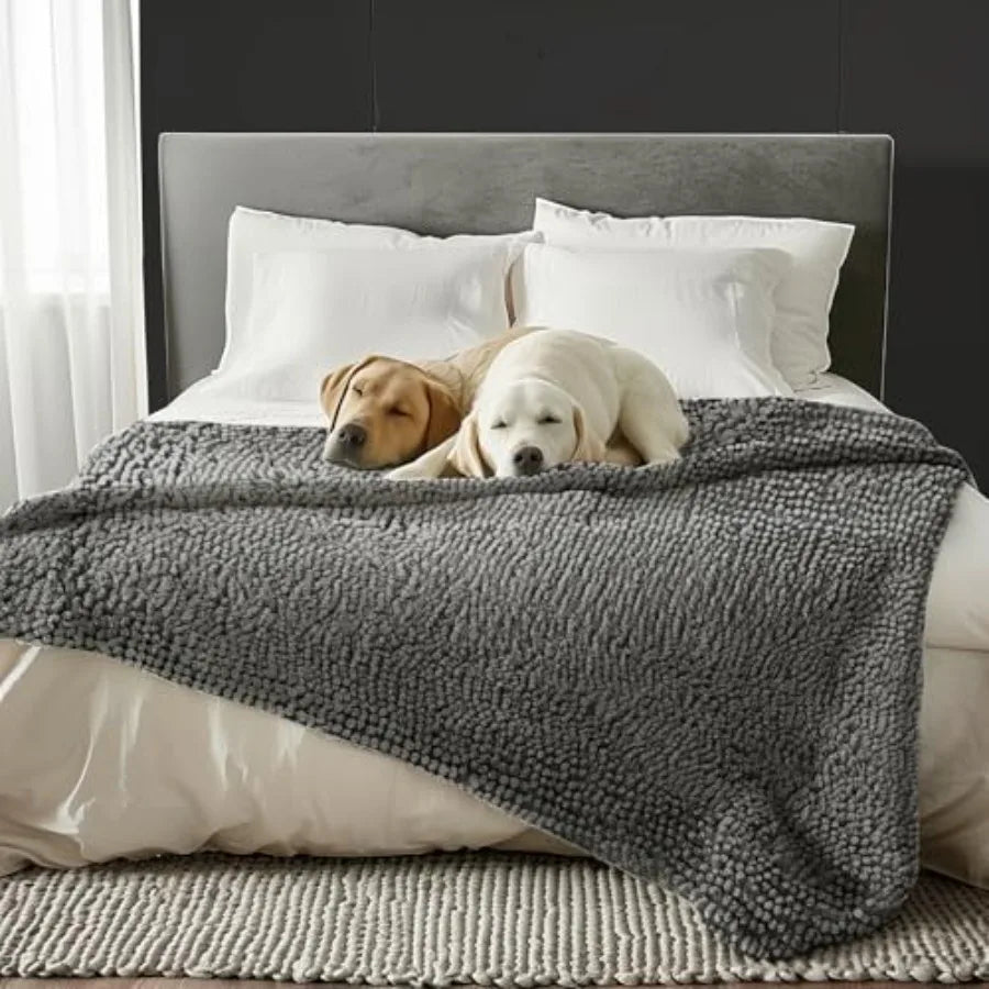 Chenille Dog Blanket | Water-Absorbing, Anti-Slip & Washable | Bed & Couch Cover